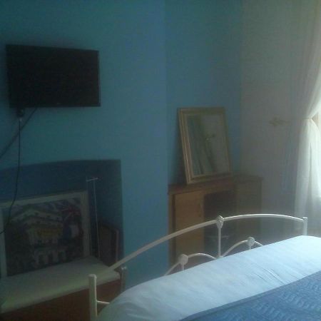 Welsh Homestay Cardiff Exterior photo
